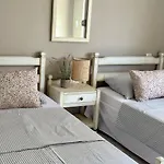 Апартаменты House No 10 Олимпиаки-Акти