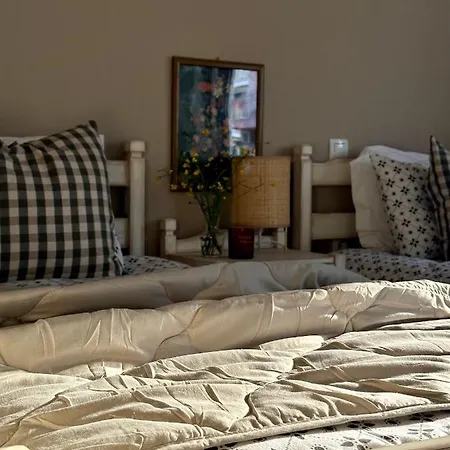 Apartament House No 10 Olympiakí Aktí