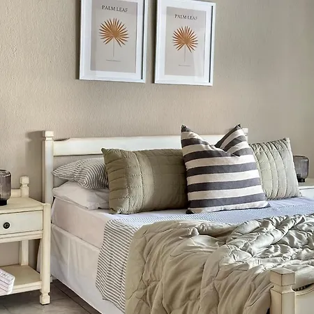 Apartament House No 10 Olympiakí Aktí