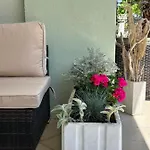 דירה House No 10 Olympiakí Aktí