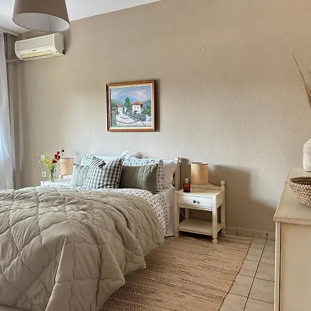 Apartment House No 10