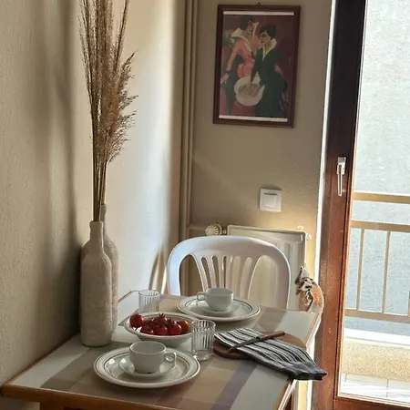Apartment House No 10 Olympiaki Akti