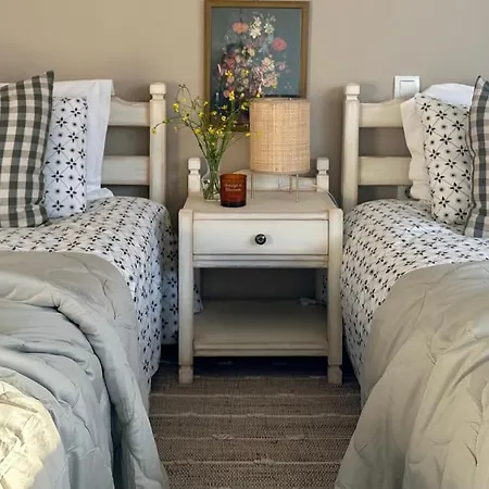 House No 10 Lägenhet