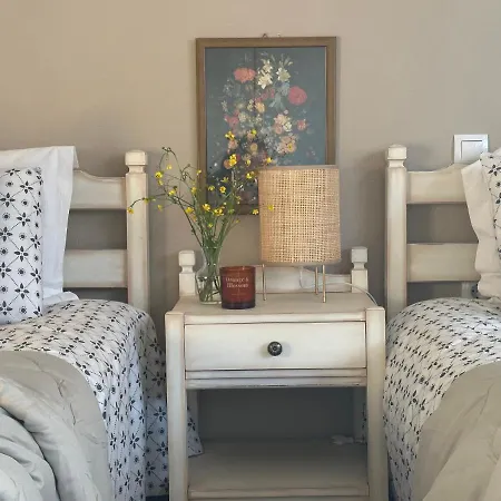 House No 10 Apartment *