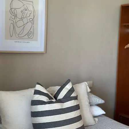 House No 10 Apartment