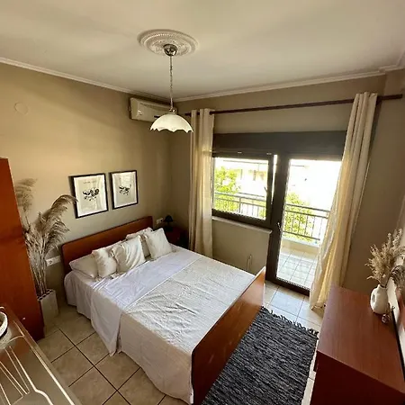 Lägenhet House No 10 Olympiakí Aktí