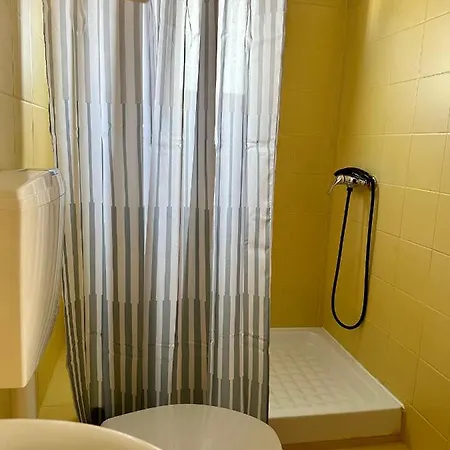 Apartment House No 10 Olympiaki Akti