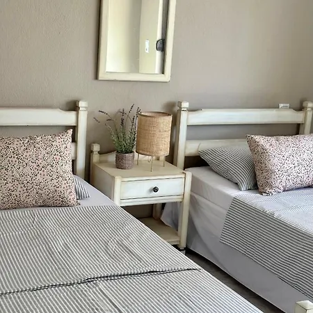 Apartment House No 10 Olympiaki Akti