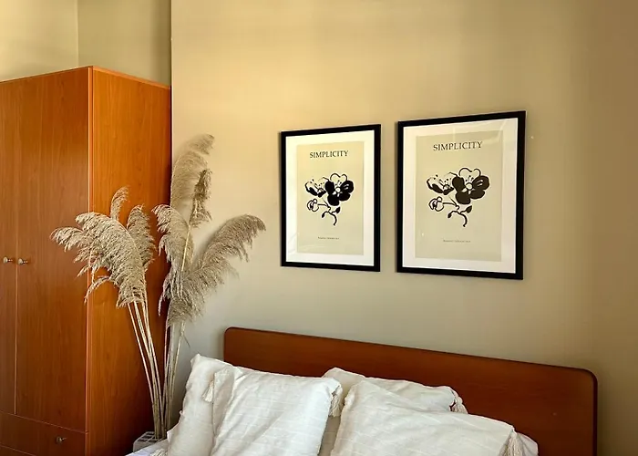 House No 10 Olympiakí Aktí