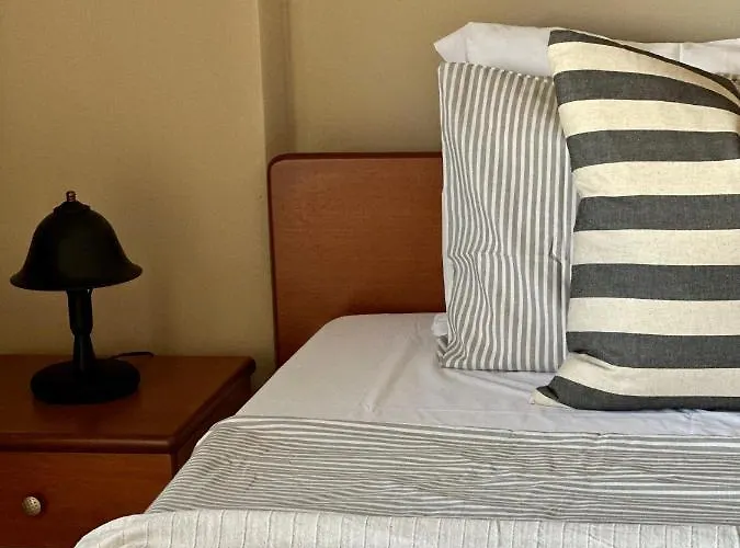 House No 10 דירה *